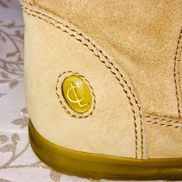 Coach Suede Leather Boots Tatum Multi Color Stripes Wool Cuff Womens 6.5 - Picture 6 of 8